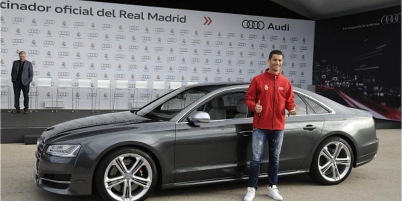 top footballers and their cars