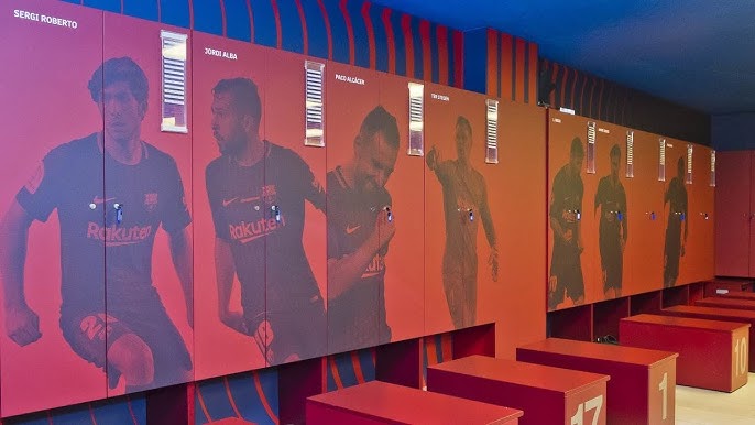 Barcelona’s Dressing Room Believes in Triplete Dream for 2025